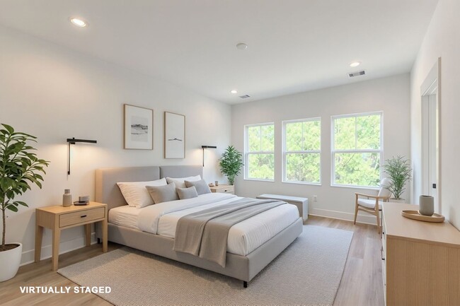 Building Photo - 7628 Inwood Hls Ln