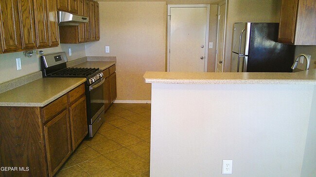 Building Photo - 3984 Tierra Venado Dr