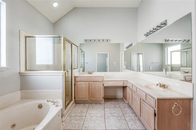 Building Photo - 741 Ridgemont Dr