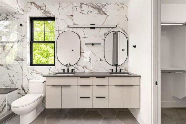 Building Photo - 2707 Stacy Ln