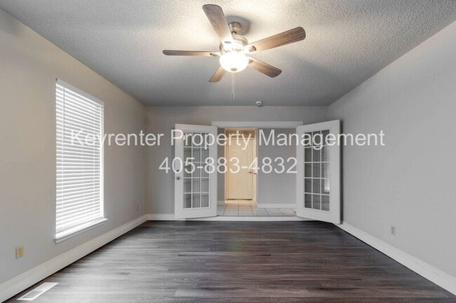 Building Photo - 732 Westridge Ct