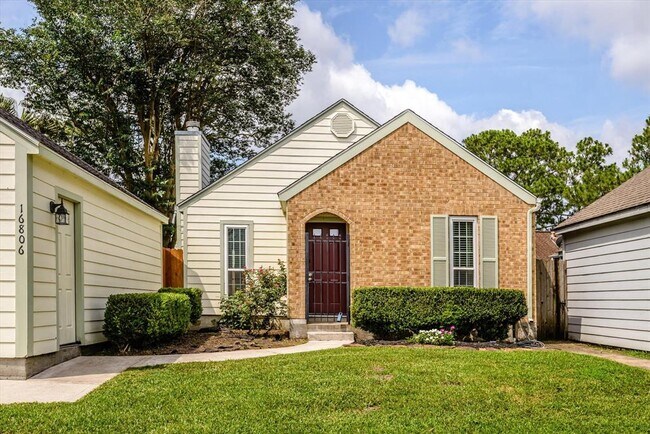 Building Photo - 16806 Doverwood Way