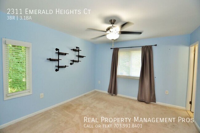 Building Photo - 2311 Emerald Heights Ct