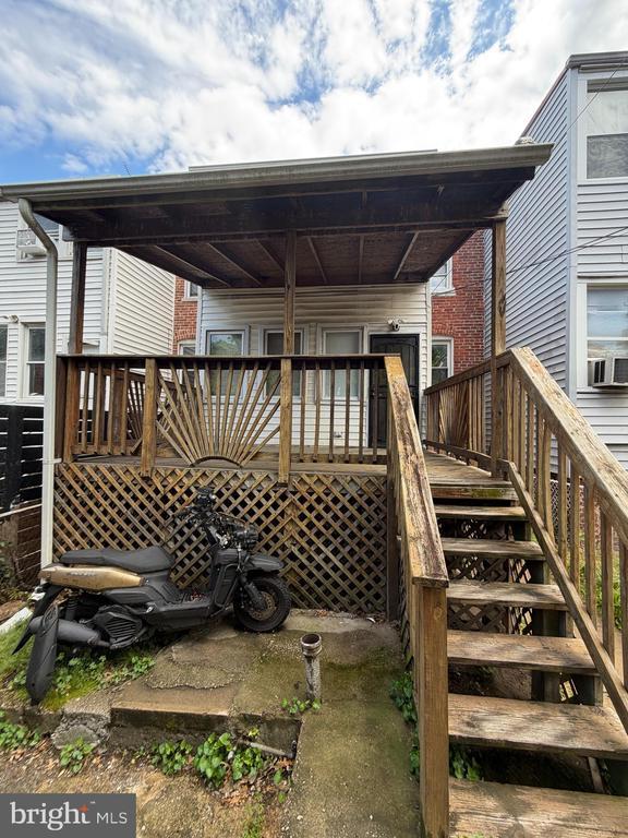 Building Photo - 1919 16th St SE