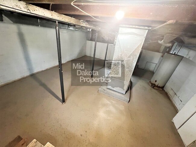 Building Photo - 403 S 1st- 3 bedroom house in Parkston