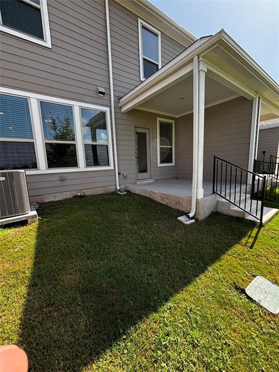 Building Photo - 2725 Woodall Dr