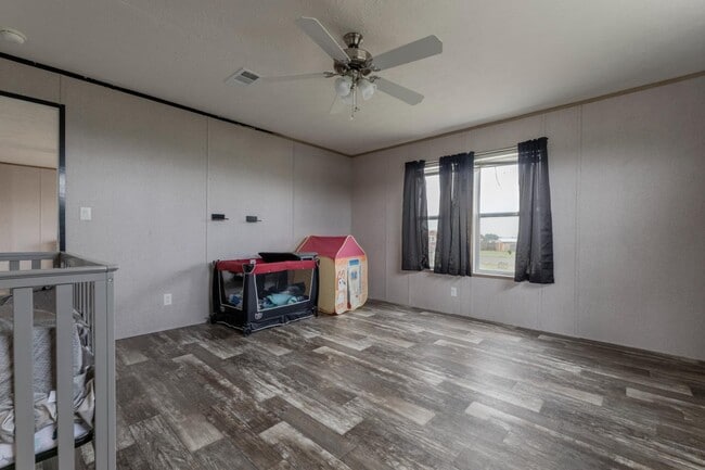 Building Photo - 240 PR 4653