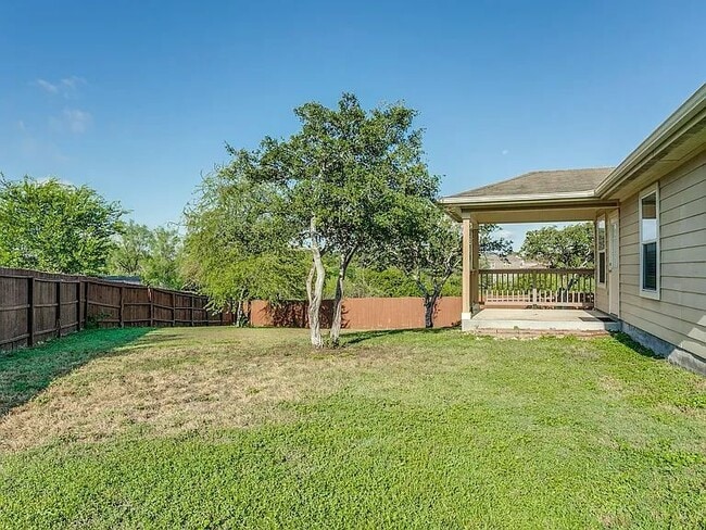 Building Photo - 10903 Cimarron Cove