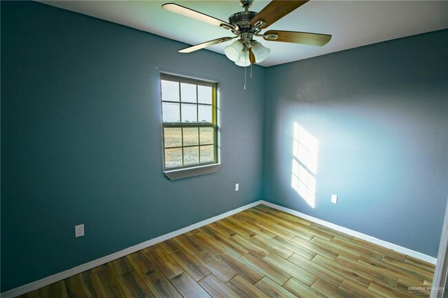 Building Photo - 18 North St