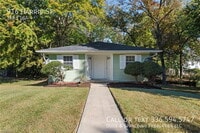 Building Photo - 916 Harris St