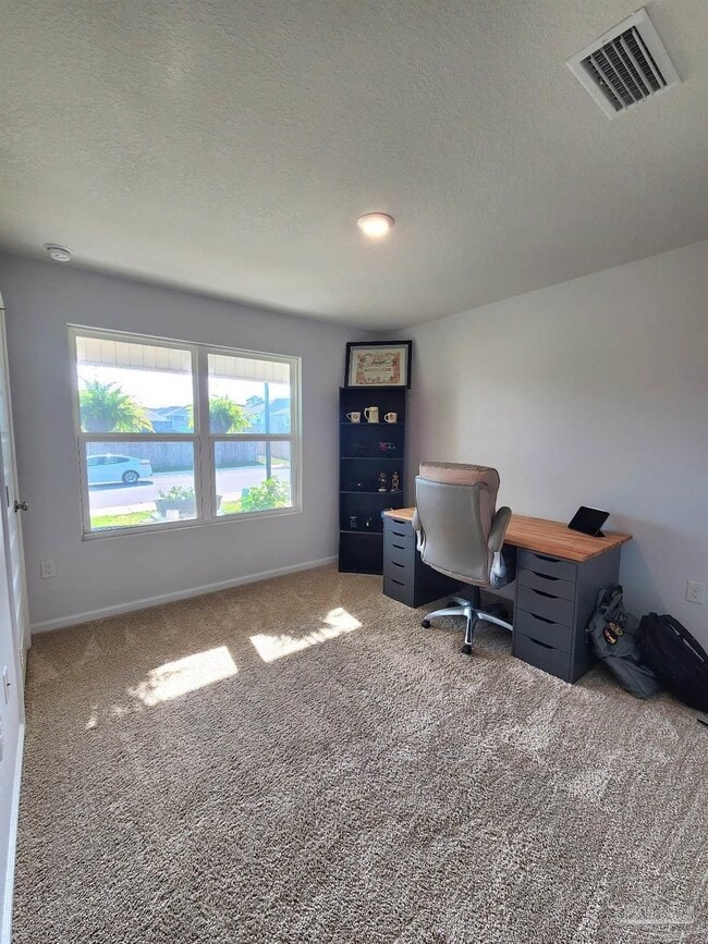 Building Photo - 5621 Guinevere Ln