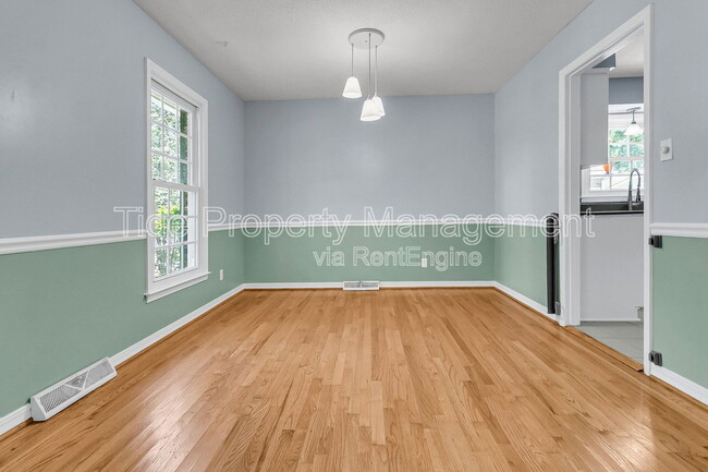 Building Photo - 109 Runnymede Ln