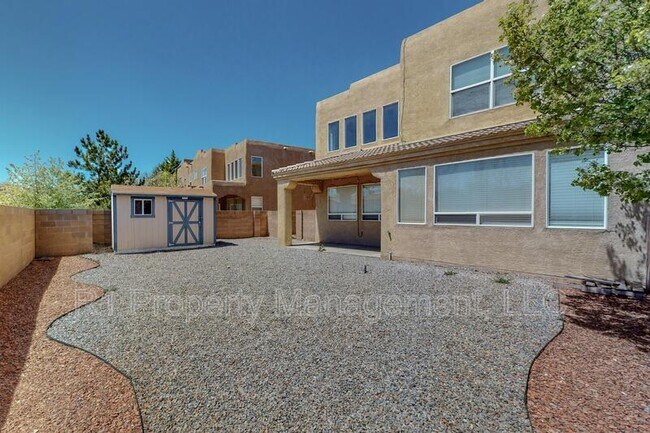 Building Photo - 6512 Los Pueblos Pl NW