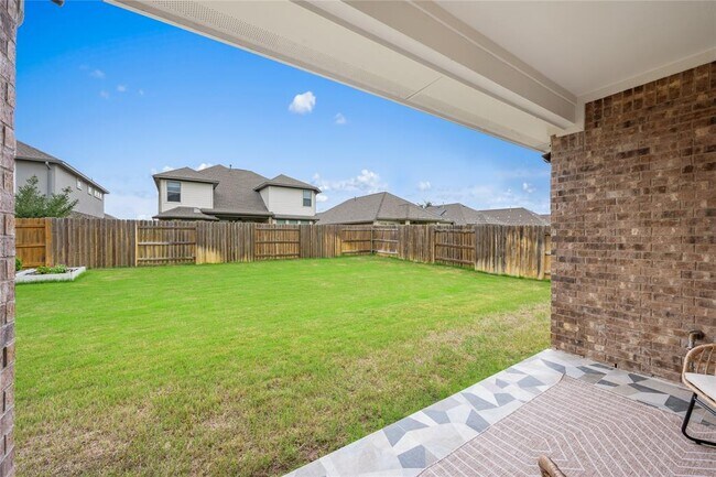 Building Photo - 2213 Santa Isabella Dr