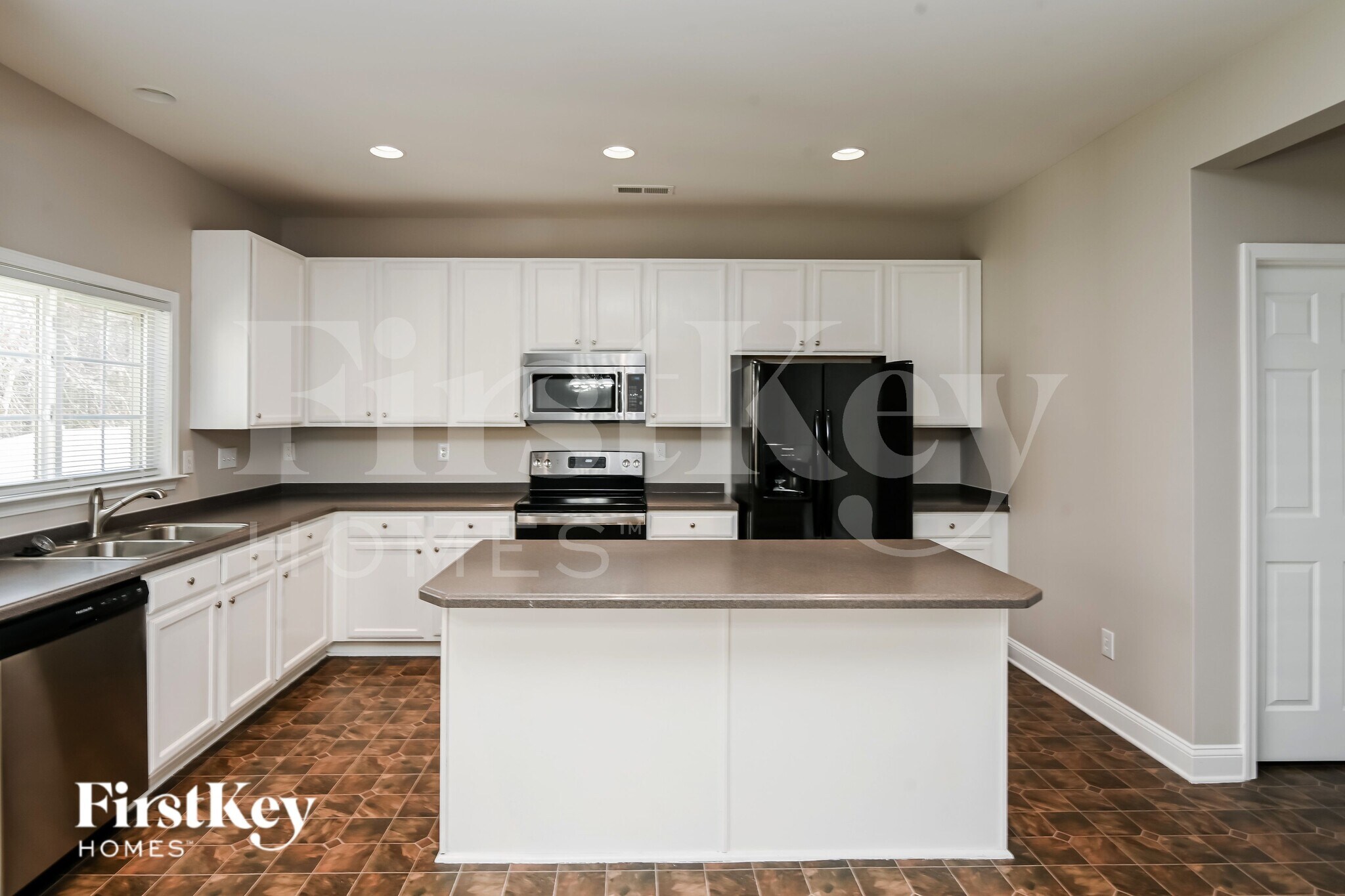 Building Photo - 5330 Talus Trace Ln