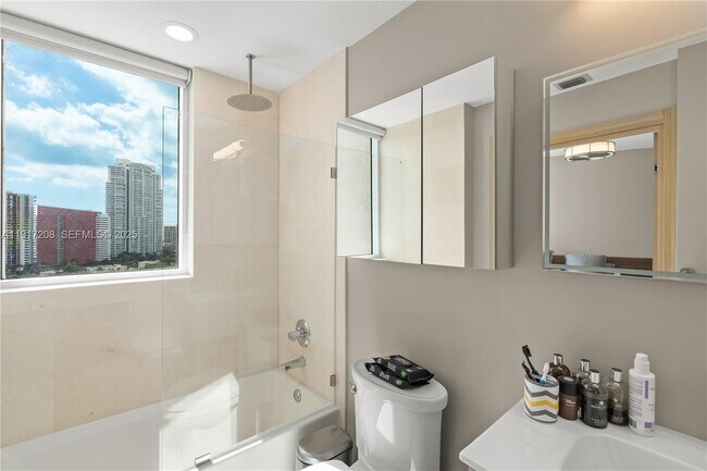 Building Photo - 60 SW 13th St