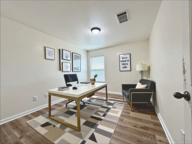 Building Photo - 4025 Meadow Bluff Way
