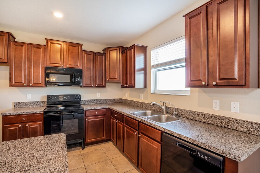 Building Photo - 1745 Broad Winged Hawk Dr