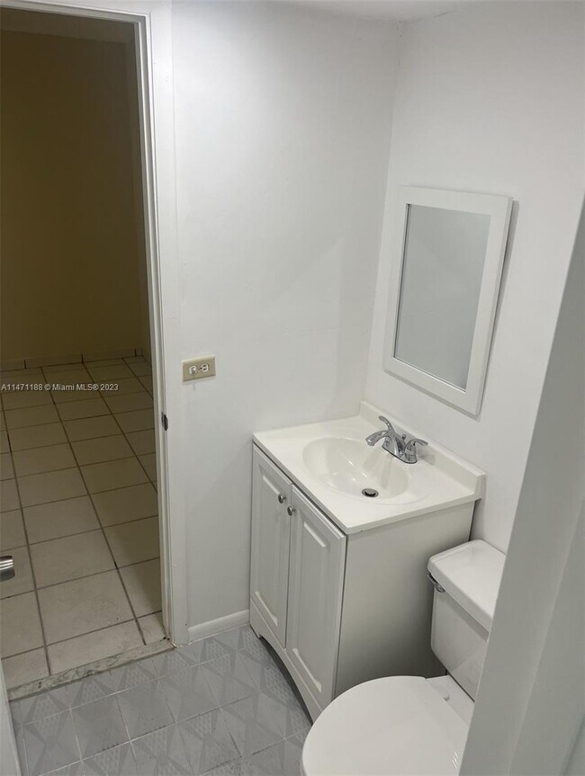 Building Photo - 8990 SW 24th St