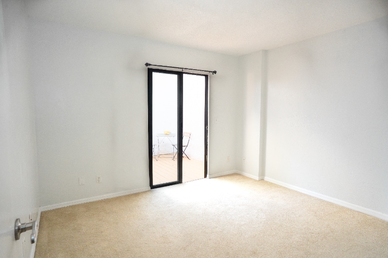 Building Photo - 6152 Sequoia Dr