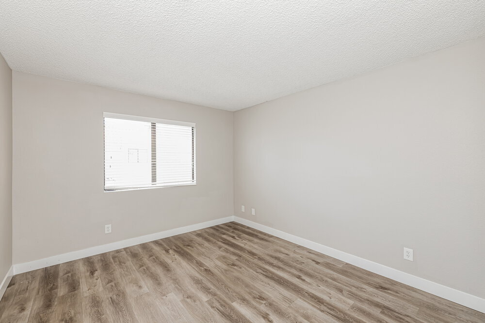 Building Photo - 2010 Waverly Cir