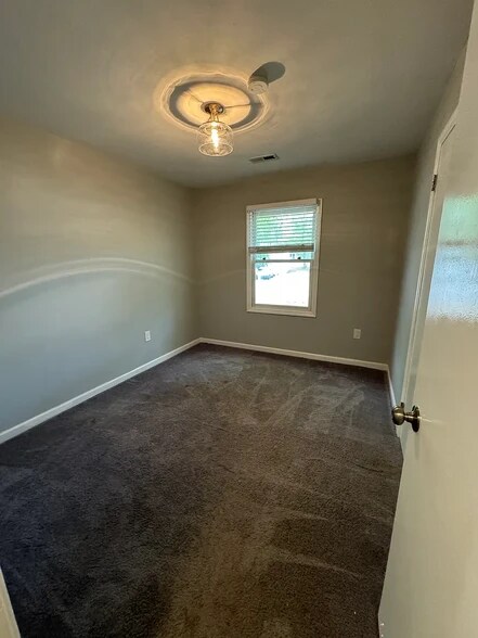 Building Photo - 1217 Galley Ave
