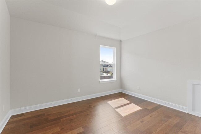 Building Photo - 205 Riverhill Cv