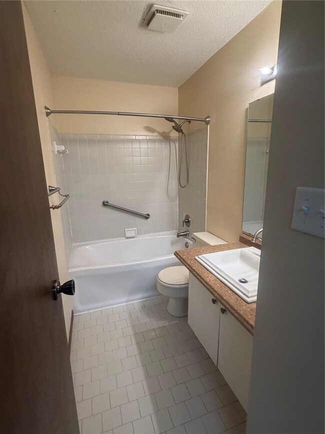 Building Photo - 11752 Russet Meadow Dr