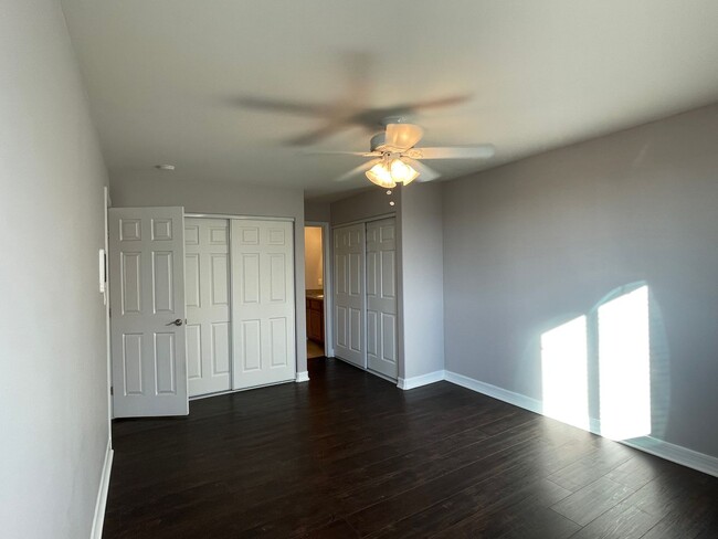 Building Photo - Beautiful Remodeled Condo In North Park w/...