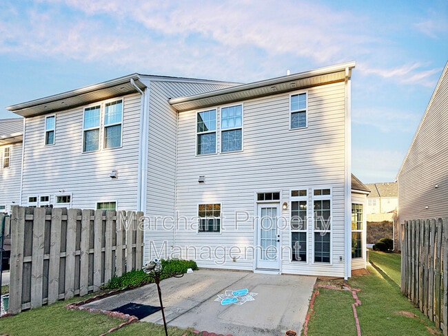 Building Photo - 114 Awendaw Way