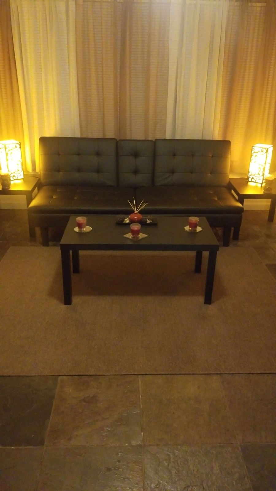Familyroom - 427 20th Ave S