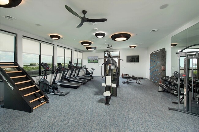 Building Photo - 1107 Shepherd Dr