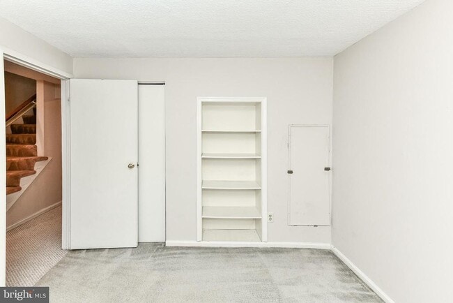 Building Photo - 21 Fendall Ave