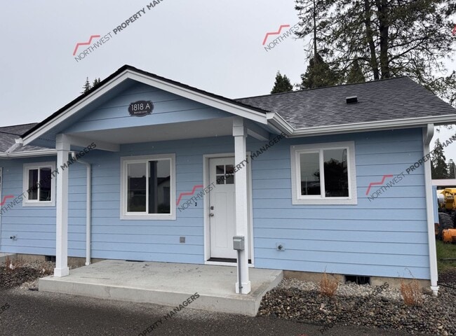 Building Photo - 1818 Brenda Ln