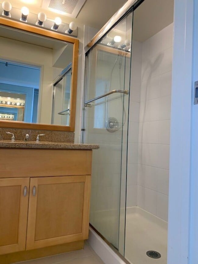Building Photo - Moana Pacific - 2 bedroom plus den, 2 bath Condo with 2 parking - avail now!