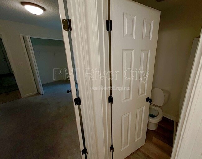 Building Photo - 1358 Prince St