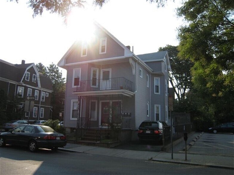 Building Photo - 19 Cutter Ave