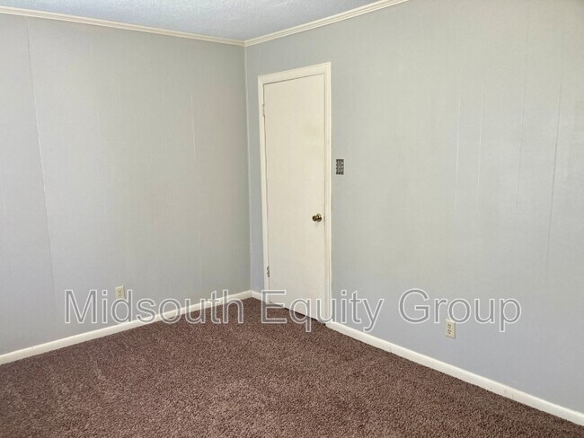 Building Photo - 117 Parkburg Rd