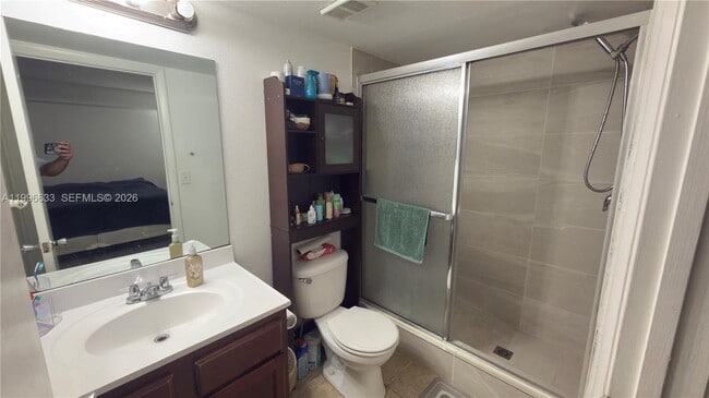 Building Photo - 7610 Westwood Dr