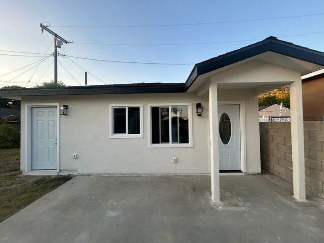 Primary Photo - 14715 Flomar Dr