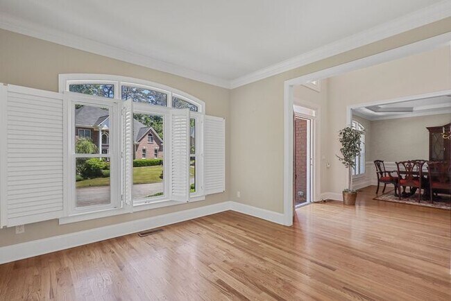 Building Photo - 2381 Oak Grove Meadows