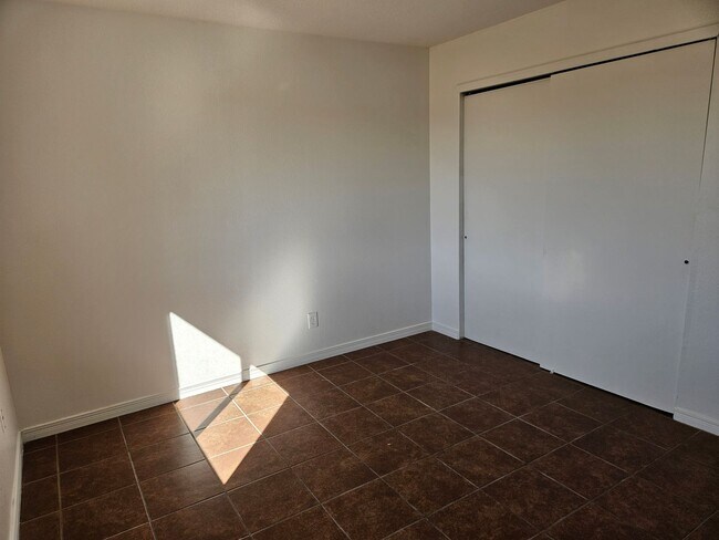 Building Photo - Great home in east El Paso