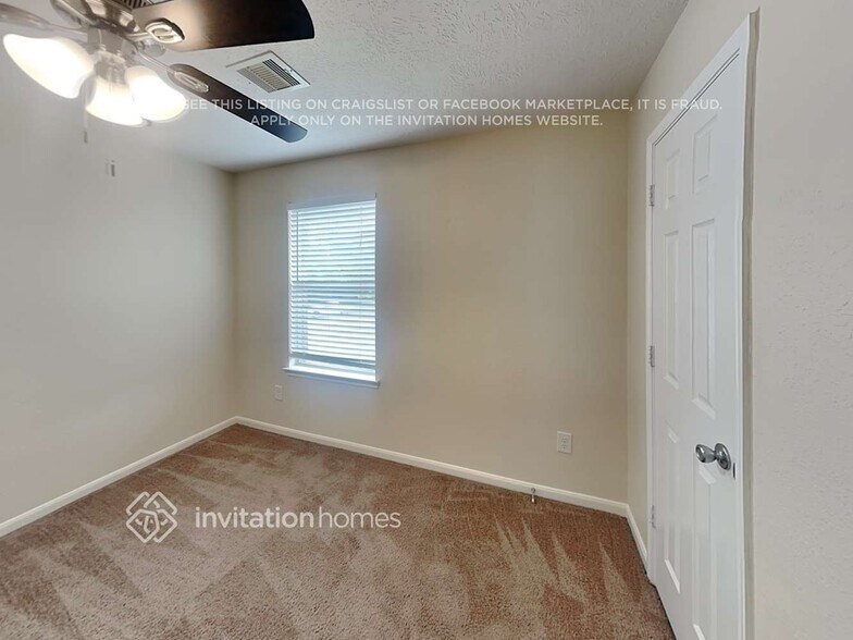 Building Photo - 15011 Wolf Branch Ct