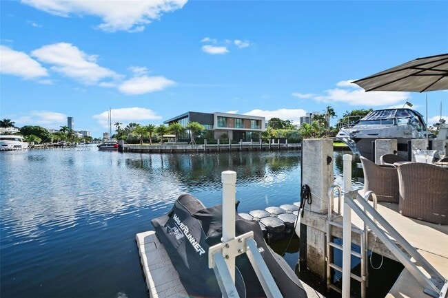 Building Photo - 655 Layne Blvd