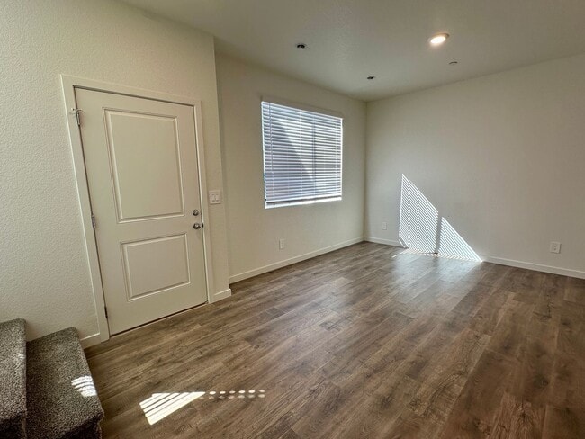 Building Photo - 3905 Congaree Wy