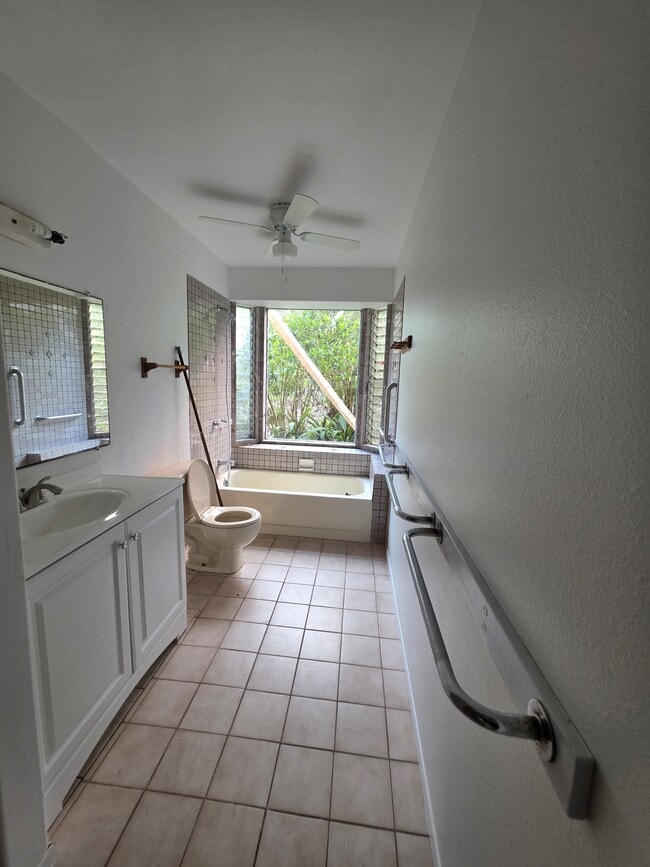 Building Photo - 15-1794-1794 1st Ave