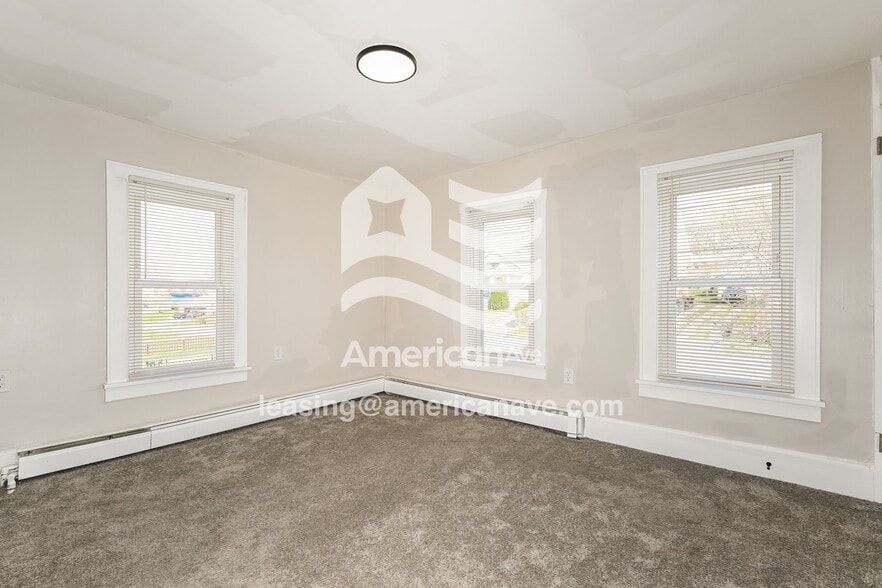 Building Photo - 1579 Jackson St