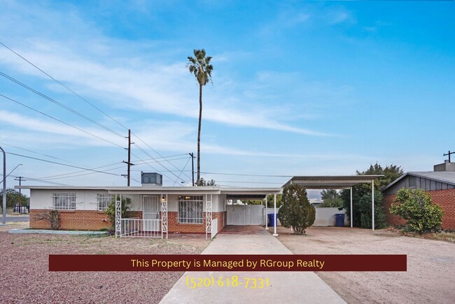 Primary Photo - BRICK HOME ON A CORNER LOT!