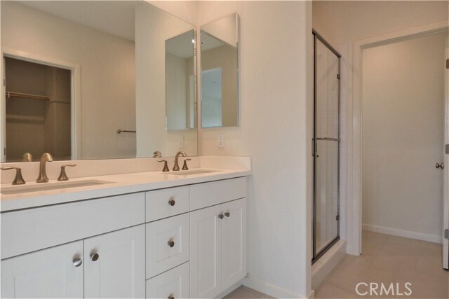 Building Photo - 139 Anthology