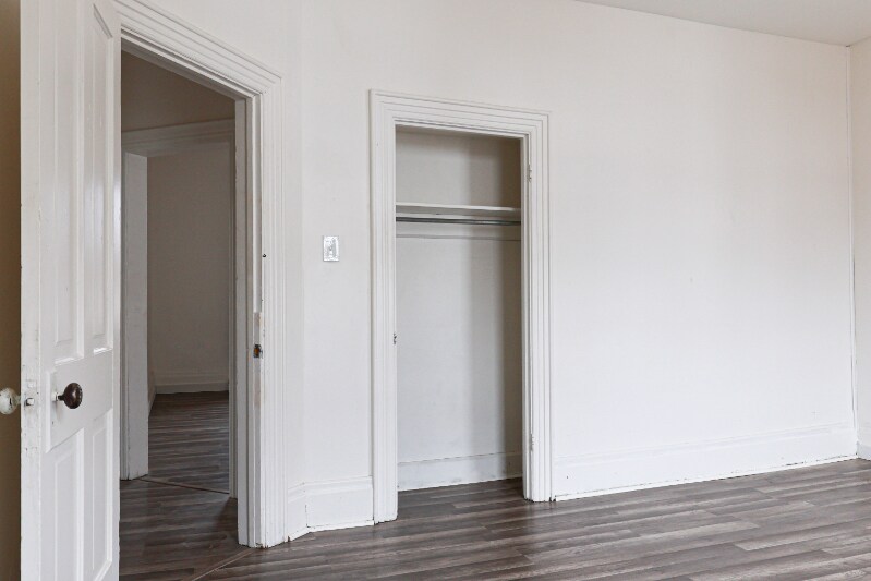 Building Photo - 1301 8th Ave